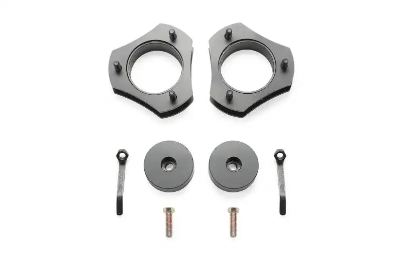 Fabtech 16-18 Nissan Titan 4WD 2in Leveling System