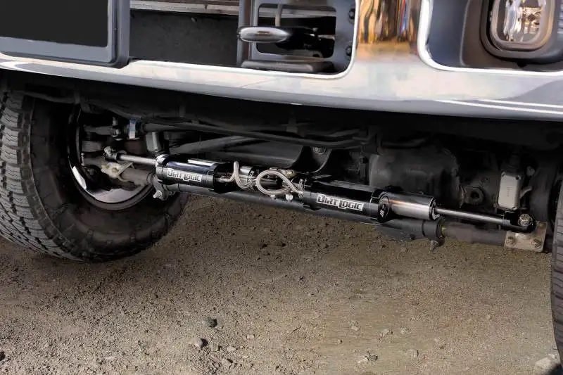 Fabtech 05+ Ford F250/350 4WD Dual Steering Stabilizer System (Opposing Style) w/DL 2.25 Res Shock