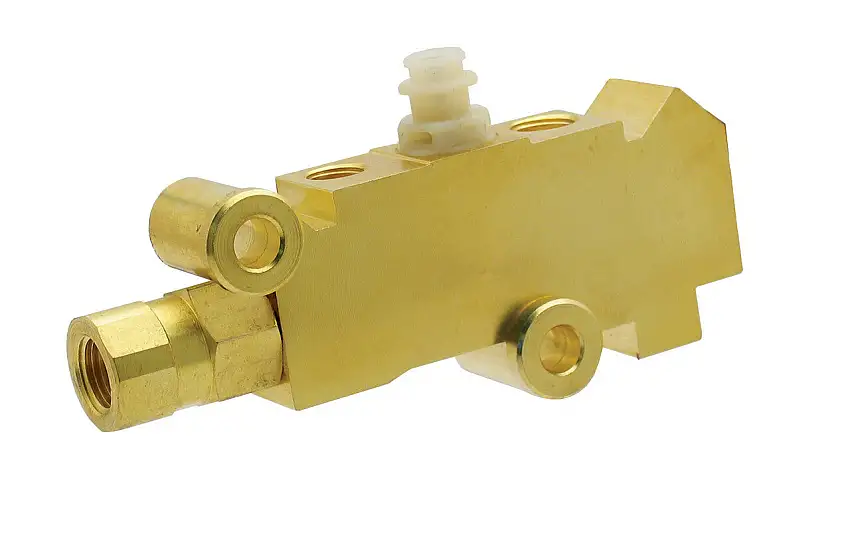 A/C Delco 4w Disc Combination Valve