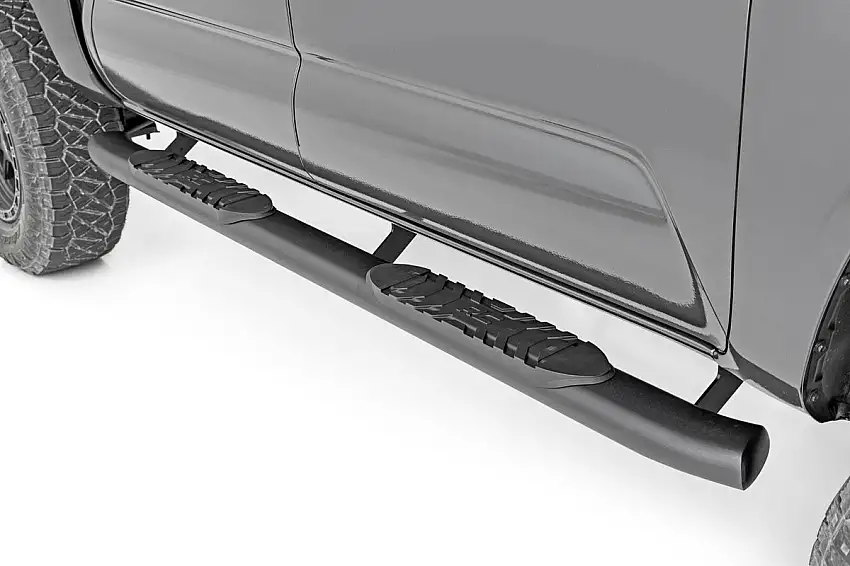 Rough Country Oval Nerf Step - Double Cab - Black - Toyota Tacoma 2WD 4WD (05-23)