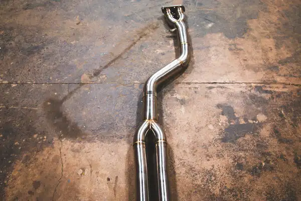 Valvetronic Designs 2019-2025 BMW 3.0L Equal Length Catback T304 Stainless Steel Forged Carbon 3.5 Inch Outlet Tips (BMW.F9X.X3M.VSES.EL.BR.FC)